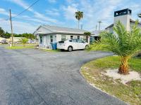 Cottage 34, Coconut Cottage - Dora Canal Court - a downtown, waterfront community - B&B Tavares