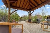 Kinnikinnick Retreat Steps from the Lake and Board walk 5 min drive to RMNP - Chambres d'hôtes Grand Lake