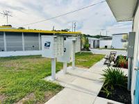 Cottage 31, Hibiscus Hut - Dora Canal Court - a downtown, waterfront community - Chambres d'hôtes Tavares