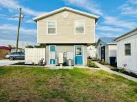 Cottage 36, Sunshine Suite - Dora Canal Court - a downtown, waterfront community - Chambres d'hôtes Tavares