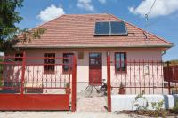 Middle House
