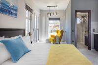 Double Room with Balcony and Sea View