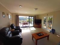Family friendly 4 bedroom home with outdoor living - Chambres d'hôtes Picton