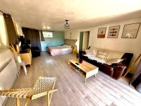 Eaux Iris - Studio avec Jardin privatisé proche Casino - B&B La Roche-Posay