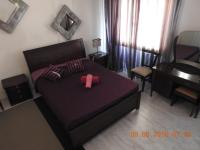 Apartamento de 2 dormitorios con vistas laterales al mar