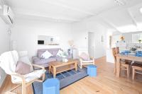 Sandy Toes and Salty Kisses - B&B Apollo Bay