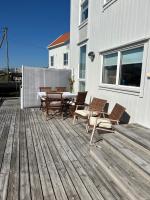 Flott Leilighet, 1 etasje med nydelig sjøutsikt - B&B Kjørmo