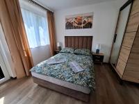 One-Bedroom Apartment with Garden View