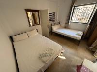 Habitación Triple con balcón