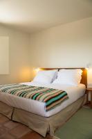 One-Bedroom House with Swimming Pool View