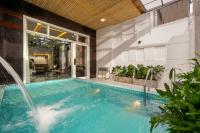 Aurora Villa - 2km to My Khe Beach & City Center & Full AC by The Key - Chambres d’hôtes Đà Nẵng