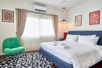 Emily Home-Charming 3BR in Chiang Mai Old Town, Steps from Wat Phra Singh & Sunday Walking Street by Beginning With - Bed and Breakfast Chiang Mai