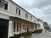 Central Batumi Old City Charm - B&B Batum