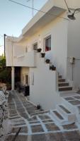 Marina's House - Bed and Breakfast Kinídaros
