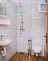 Prenoćište kod Buce - B&B Gračac