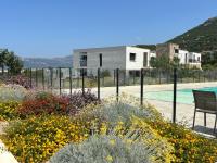 SEJOUR EN CORSE CALVI vue mer et montagne en T3 résidentiel avec piscine - B&B Calvi