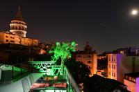 Historical Flat Unique Terrace AC in Beyoğlu Galata - Chambres d'hôtes Istanbul