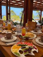 KoKo Beach - Wooden Green House - B&B Bilene