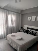 San Blas 17 - B&B Almería