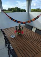 Haut de villa paisible pour 4 personnes - B&B Le Moule