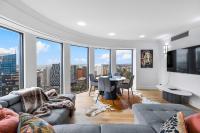 Skyline Views CBD 2BR w Pool & Gym Zodiak Stays - Chambres d’hôtes Auckland