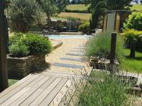 Loft rénové avec piscine privée et spa - Havre de paix en Auvergne - B&B Cognat-Lyonne