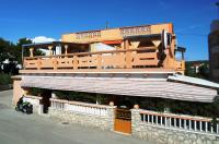 Apartments Zara - B&B Pirovac