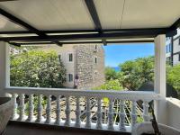 Beachfront Holiday Home Rafailovici - Ferienwohnung Bečići