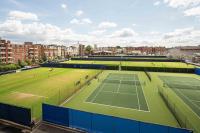 Elegant 2BD Flat with Views Near Barons Court - Chambres d’hôtes Londres