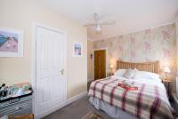 Deluxe Double Room with Private Bathroom