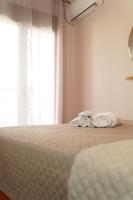 Bright and central apartment - B&B Siátista