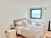 The Lookout-Sea Views-Balcony-Free parking - B&B Ramsgate
