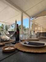 Boho & Blue - Modern Sea House - B&B Nea Kallikrateia