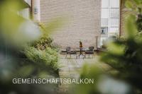 JOBOSTAYS - DOWNTOWN Hafen Apartment Oldenburg - Luxusbad - direkt am Hafen - 5 Min zu Fuß Innenstadt und Bahnhof - Aufzug - kostenfreies WLAN - Küche - kontaktfreier Check-In - B&B Oldenburg