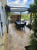 Appartement deux chambres en Rez de villa avec jardin pour 4 personnes maximum - Ferienwohnung Biguglia