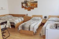 Chambre Quadruple avec Salle de Bains