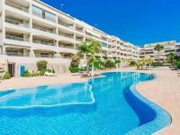 Stylish Palm Mar Apartment with Sunny Terrace BRAVO's House - Chambres d’hôtes Palm-Mar
