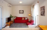 Pyrgos Spring pool apartment - Chambres d’hôtes Máleme