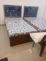 Luxurious 2BR DD Apartment near Karachi Airport Malir Cantt - Ferienwohnung Karatschi