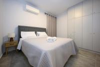 Georgia Apartment, Benitses Corfu - Chambres d’hôtes Benítses