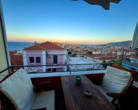 Castle View Apartment - Ferienwohnung Mytilini