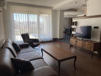 Arberi Penthouse - Chambres d’hôtes Pristina