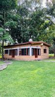 Confortables cabañas con alberca y vistas a las montañas - B&B Tepoztlán