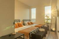 2 Queen Bed with Free Parking, NYC View, Near Train Station - B&B East Orange