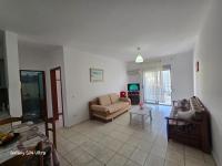 Seaside Apartment with Seafront View - Ferienwohnung Vlora