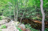 PineHaus - Brand New Log Cabin at Harvard Brook - Chambres d'hôtes Lincoln