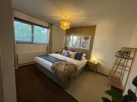 Spacious 3-Bed Home with Free Off-Street Parking Near Newcastle - B&B East Howdon