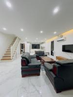 Golden Palm Apartment with overlooking view - B&B Port Vila