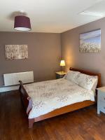Farnagh House - En Suite Bedrooms - Ferienwohnung Moate