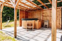 Chatka na Wzgórzu, Jacuzzi, Staw z możliwością łowienia ryb, Cisza, Spokój - Bed and Breakfast Barczewo